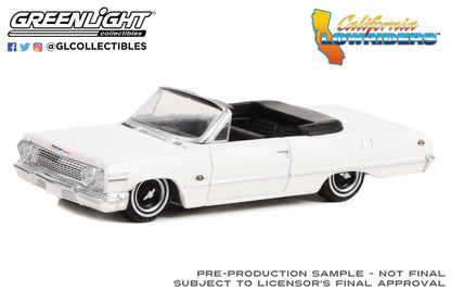 1:64 California Lowriders Series 2 - 1963 Chevrolet Impala SS Convertible - White